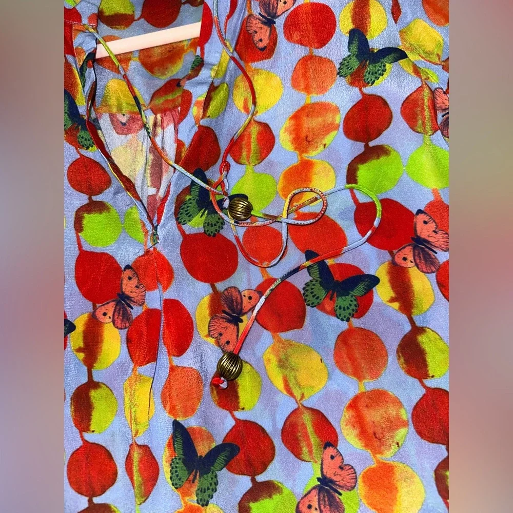 APNY polka dot butterfly 3/4 bell sleeve v neck vibrant flowy top XS